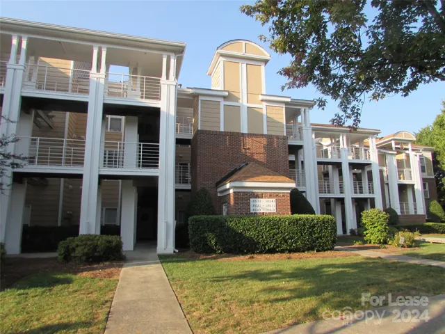 19657 Harborside Dr