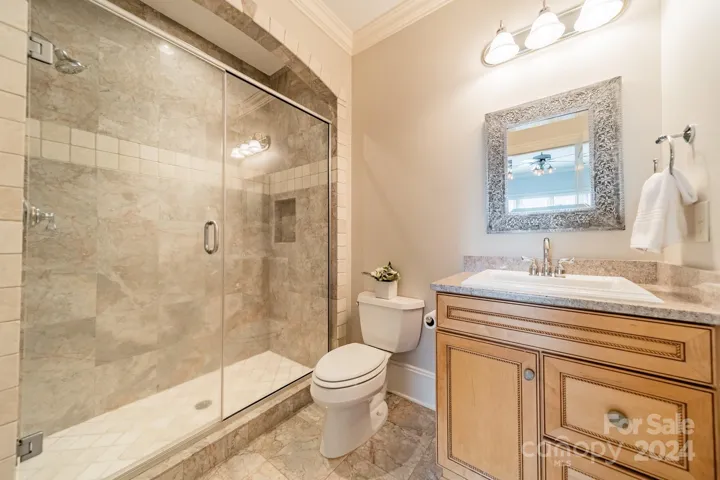Bedroom 3 ensuite bathroom