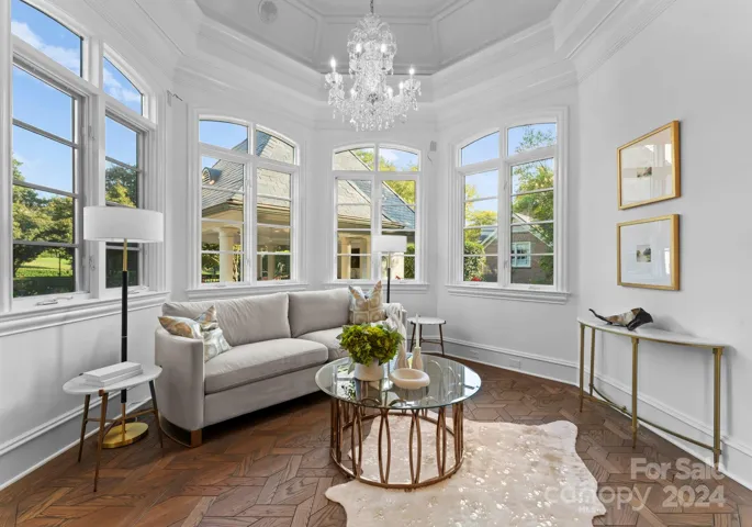 Primary Bedroom Sitting Area