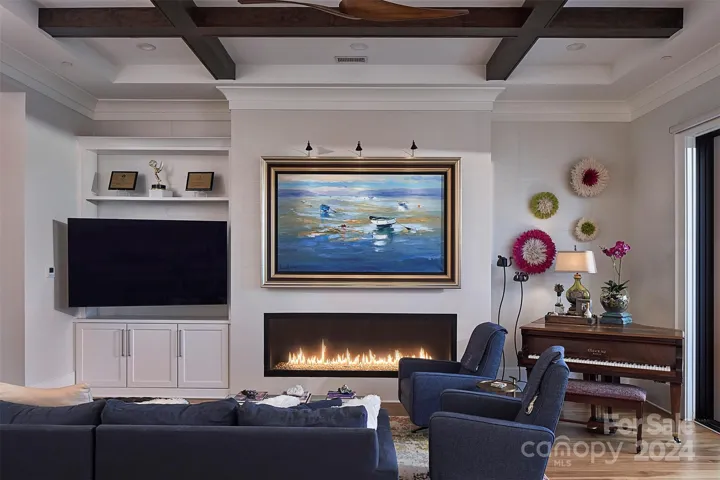 8' x 2' Foundation gas fireplace you can use all year!  Heat drafts up the chimney...