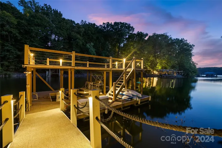 This Lake Norman gem is a must-see!