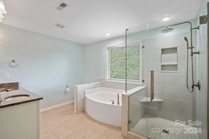 Updated Primary Bath