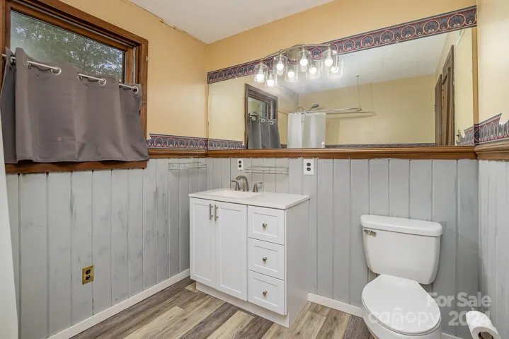 Upstairs bathroom