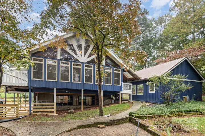 Lake facing 2 story sun room