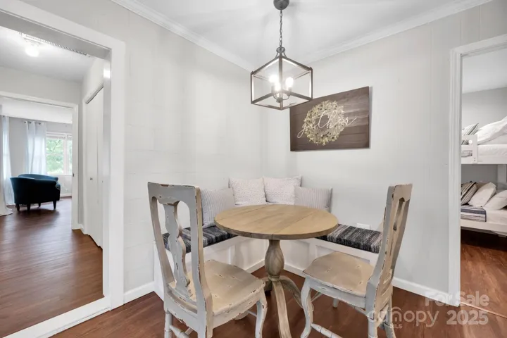 Breakfast Nook