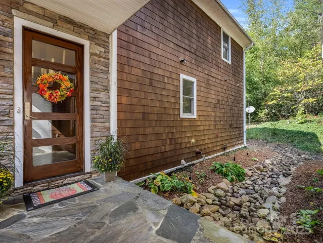 Covered walkway from garage