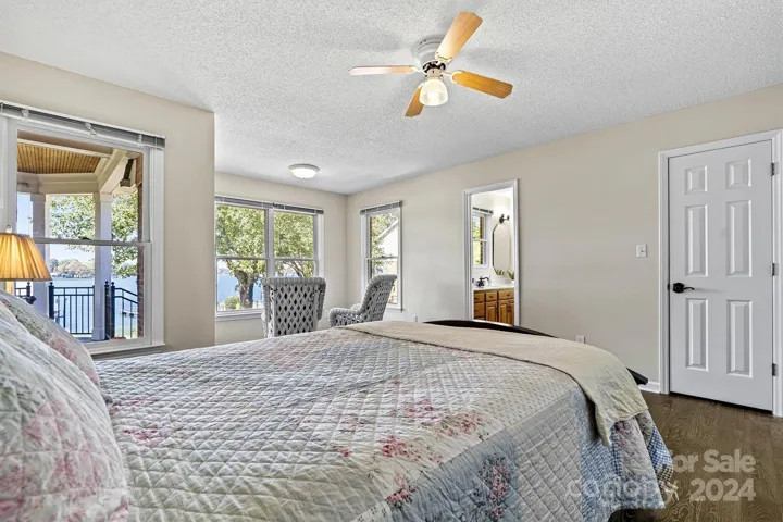 Primary bed