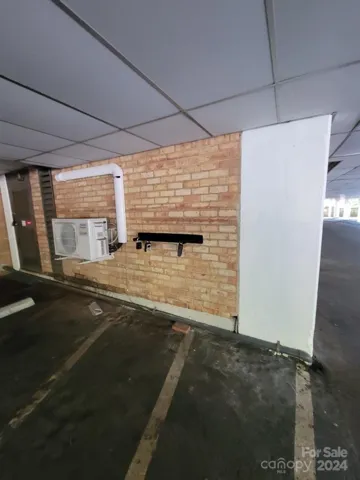 Lockbox Location photo- under parking garage