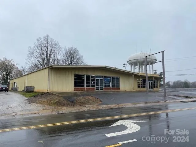 1170