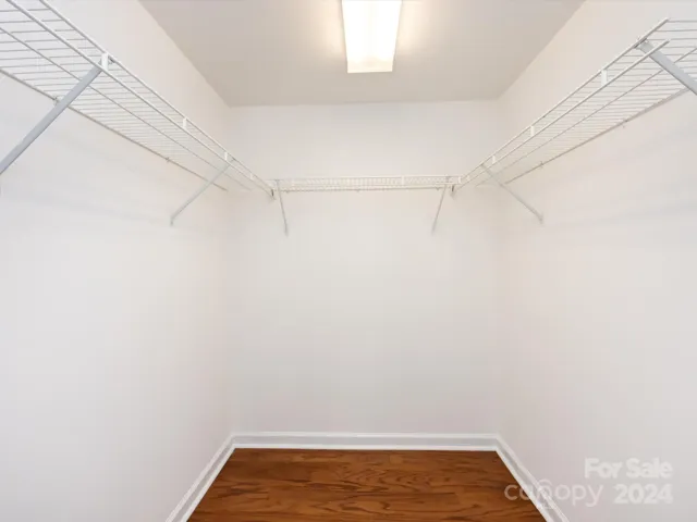 Primary Walk In Closet!