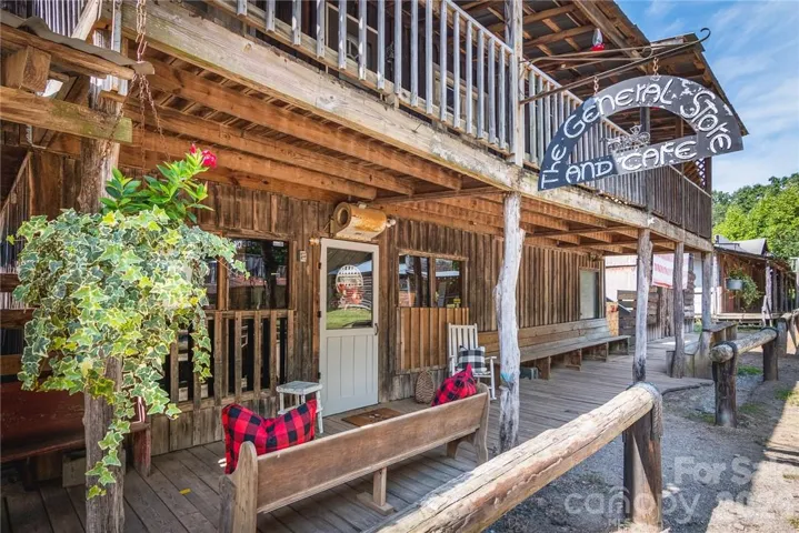 Love Valley, General Store and Cafe