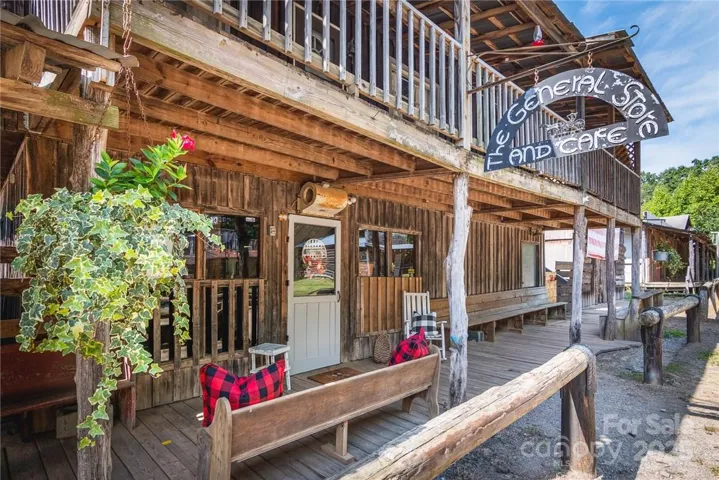 Love Valley, General Store and Cafe