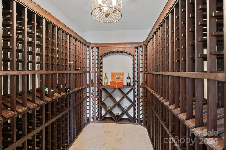 Wine cellar with room for 640 bottles of wine