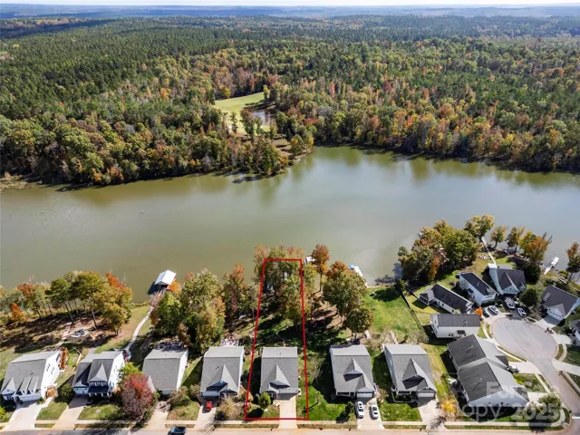 Waterfront at Edgewater Golf and Lakeside community