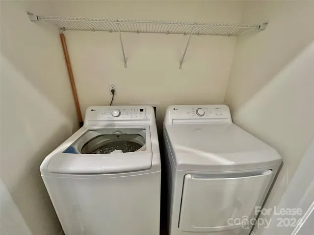 Included Washer/Dryer