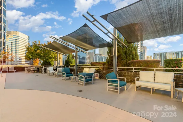 Ample seating around pool on 7th floor