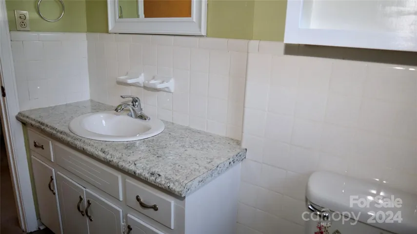 Upstairs bath vanity