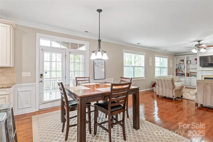 Step out onto the the screened porch for morning coffee, afternoon tea or evening cocktails