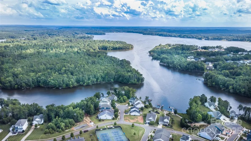 Welcome to Edgewater!