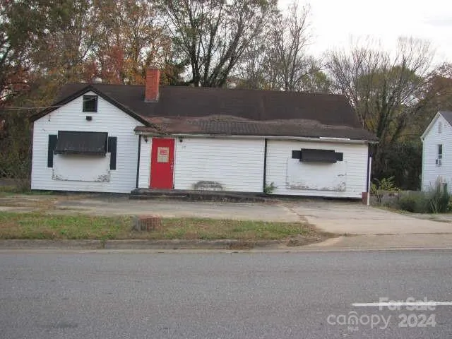 617 E GARRISON BLVD