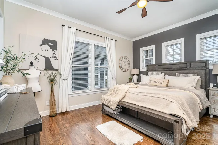 Oversized primary bedroom on main.