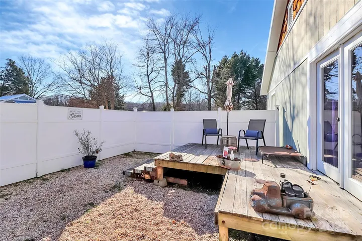 Another view back deck
