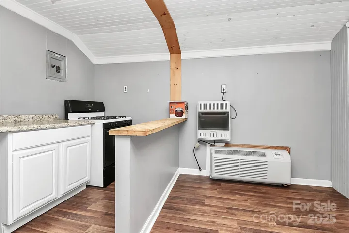 Kitchen/ dining area second dwelling