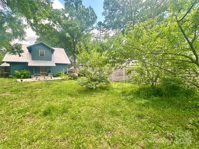 Peach, Apple & Fig Trees