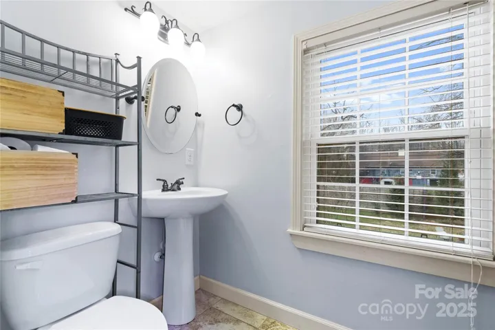 Upstairs FUll Bath with a view