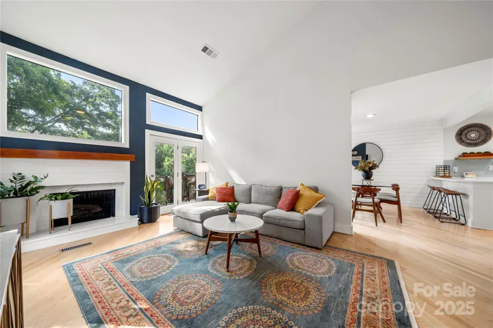 living room cont