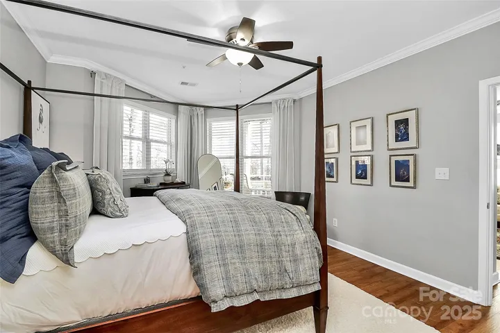 NEW Crown Moldings have been added throughout this condo.