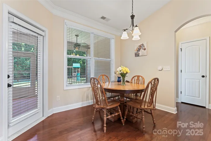 Breakfast Room/Area