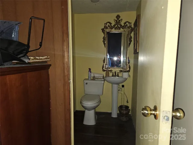 1170