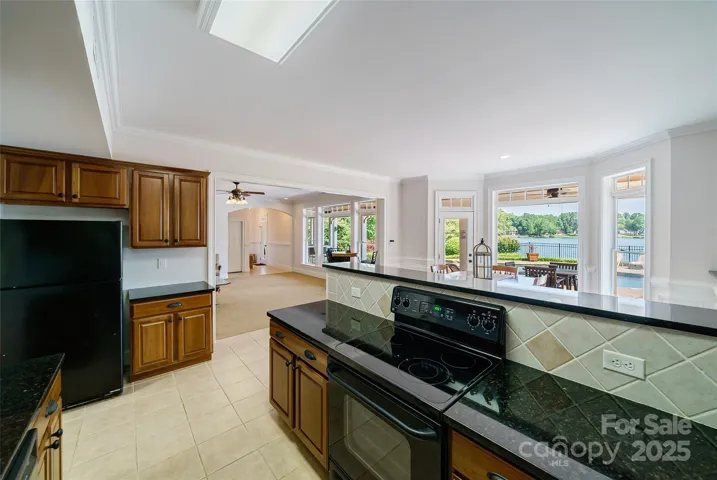 2nd kitchen