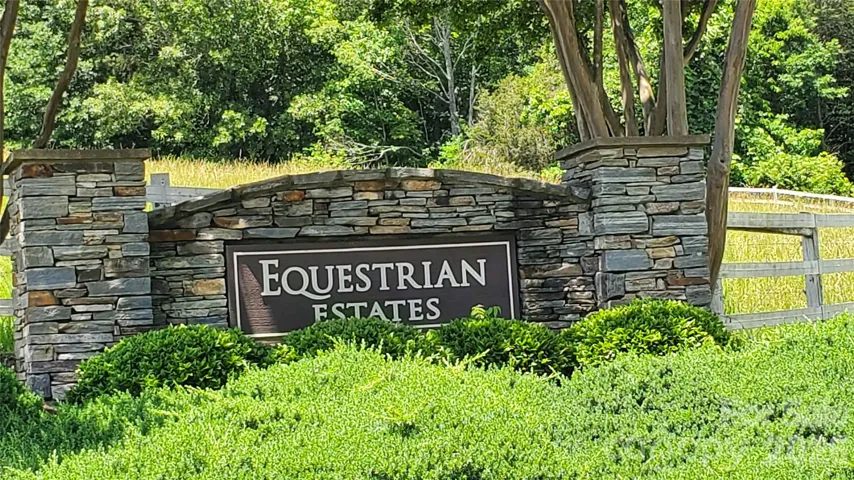 Equestrian Estates is a highly sought-after location in Polk County, the land of horse farms and the close by TIEC, Tryon International Equestrian Center.!