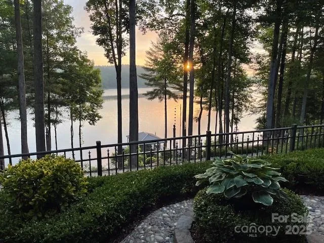 Sunrise views of the lake