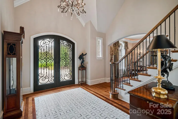 2 Story Foyer