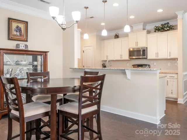 Dining area into kitchen