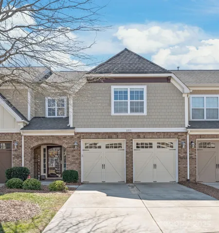 Welcome Home to easy living!