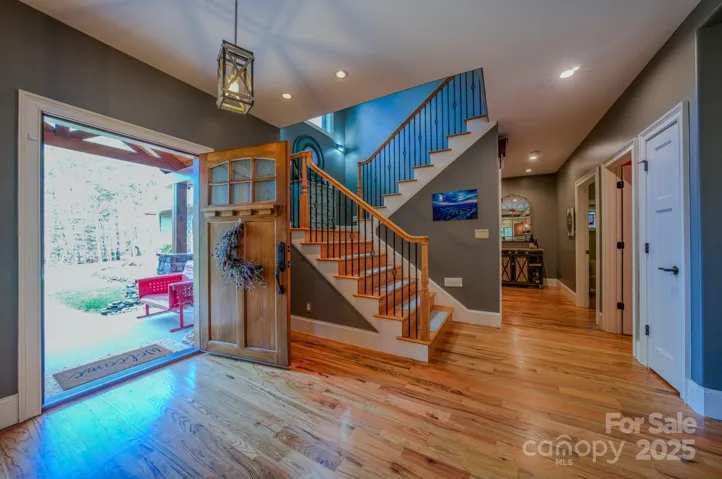 Foyer/entryway