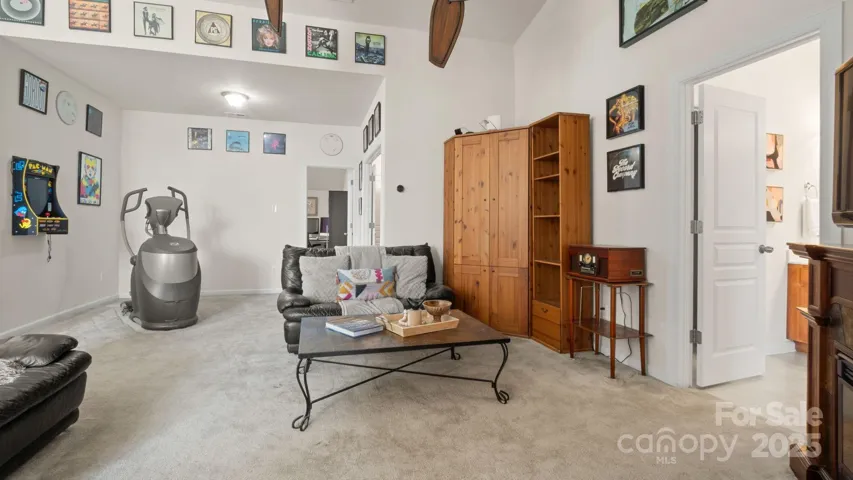 Huge loft space!