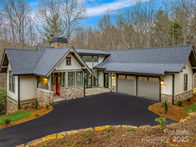 Welcome to 435 Barrington Drive!