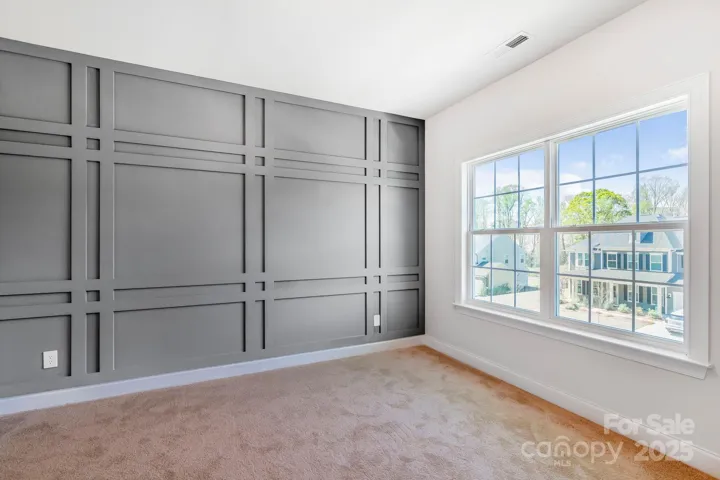 Spacious secondary bedrooms and en-suite baths