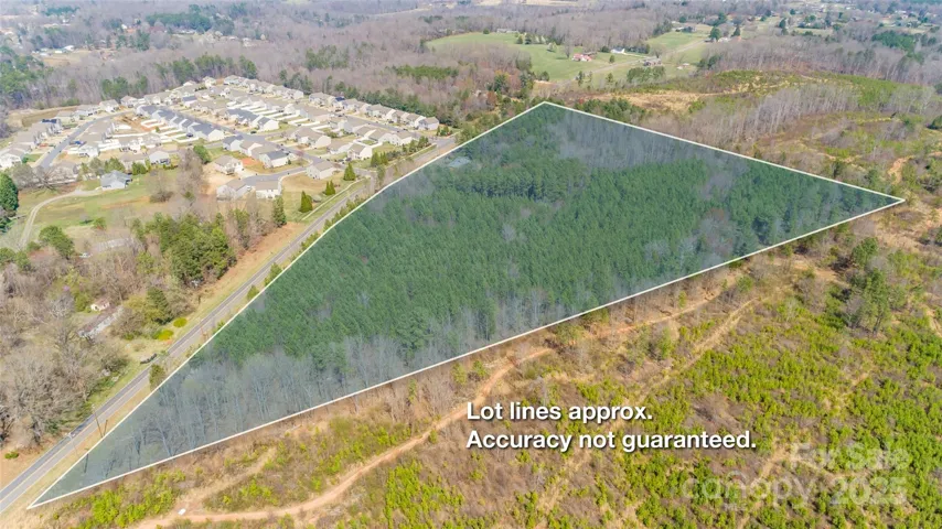 16+/- Acres w/~1672 ft of Road Frontage