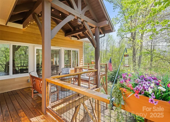 Covered porch area