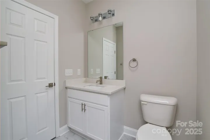Bedroom #1 bathroom