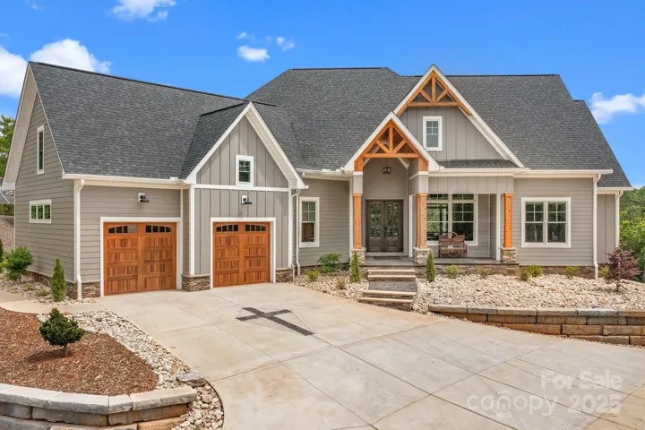 Welcome Home to 5360 Low Country Rd