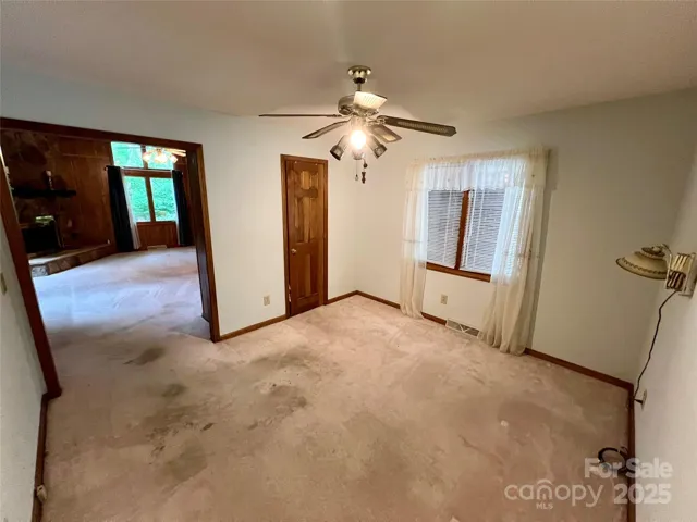 Bedroom 2/Office