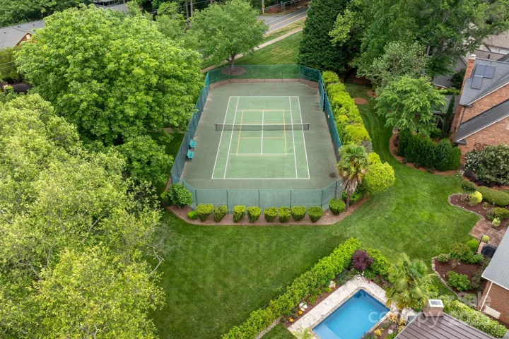 Community Pickleball/Tennis Court
