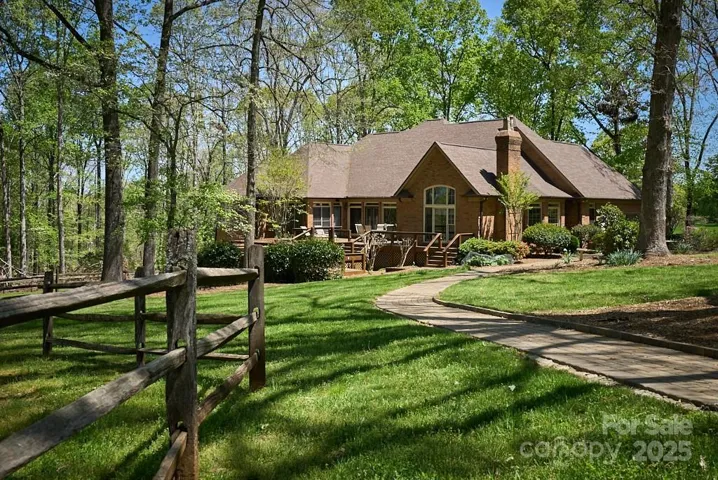 Luxurious brick home on 20 acre horse farm near Tryon, NC